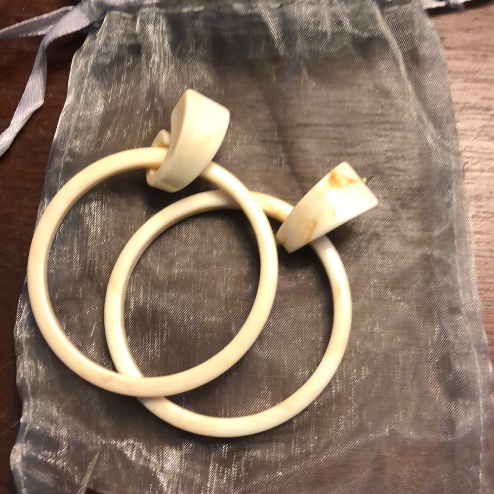 New Stylish Earrings